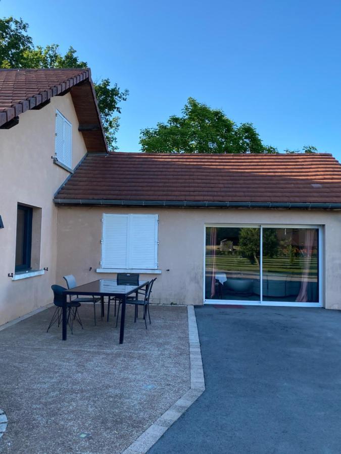 Agreable Chambre D'Hote Calme Avec Piscine Souvans Экстерьер фото